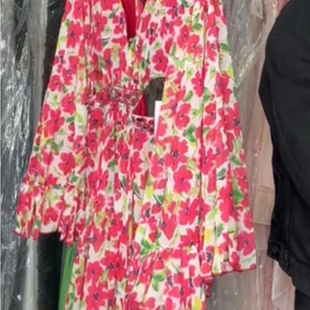 Mac Duggal 9158 Dress. Sizes 2 and 8 are available - Picture 4 of 6